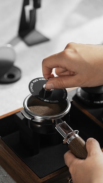 Пак-скрін органайзер універсальний 51-58 мм MHW-3BOMBER Espresso Puck Screen Stand (SP5537-OS) SP5537-OS фото